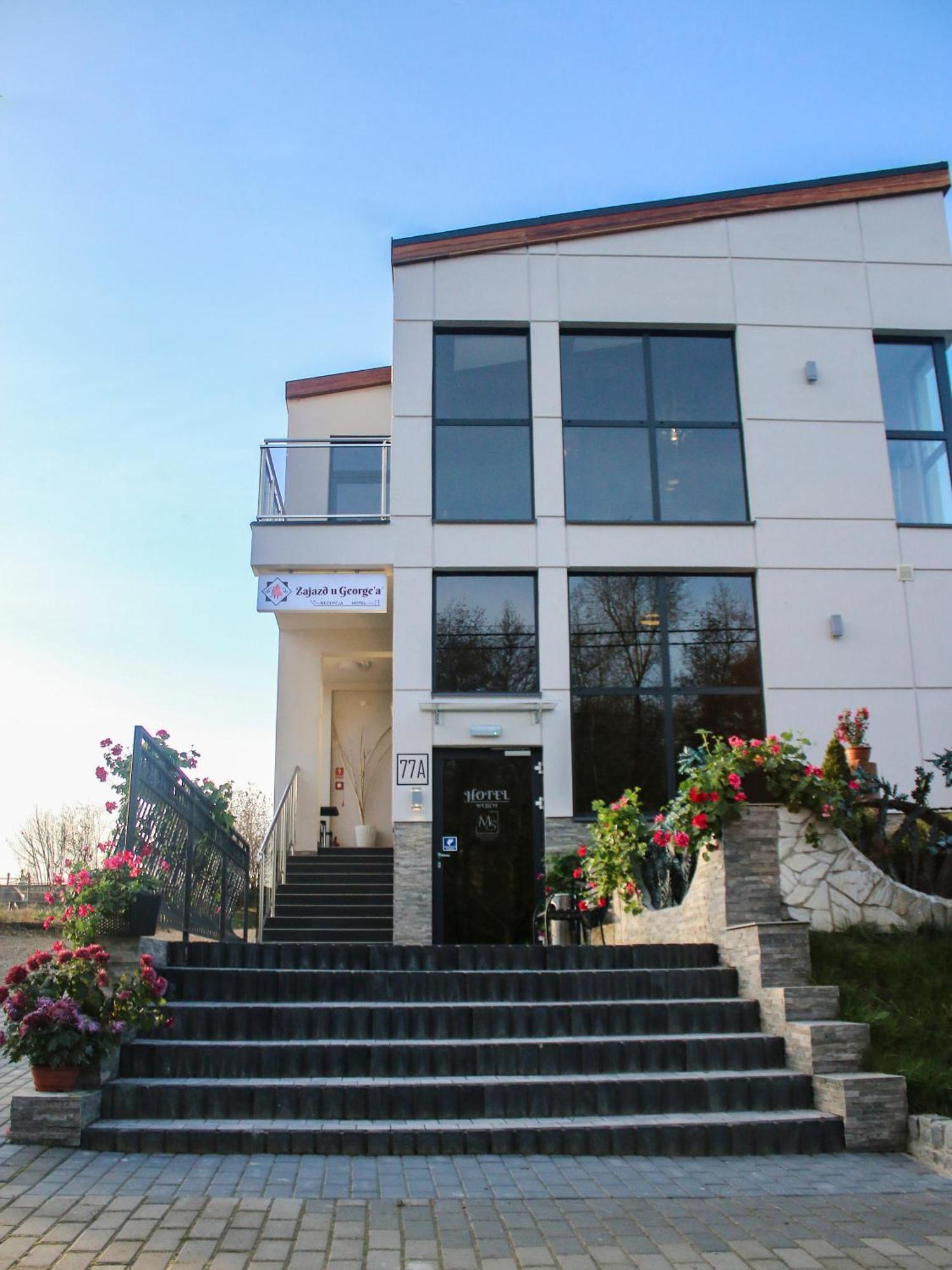 Zajazd U George'A Ziebice Exterior foto