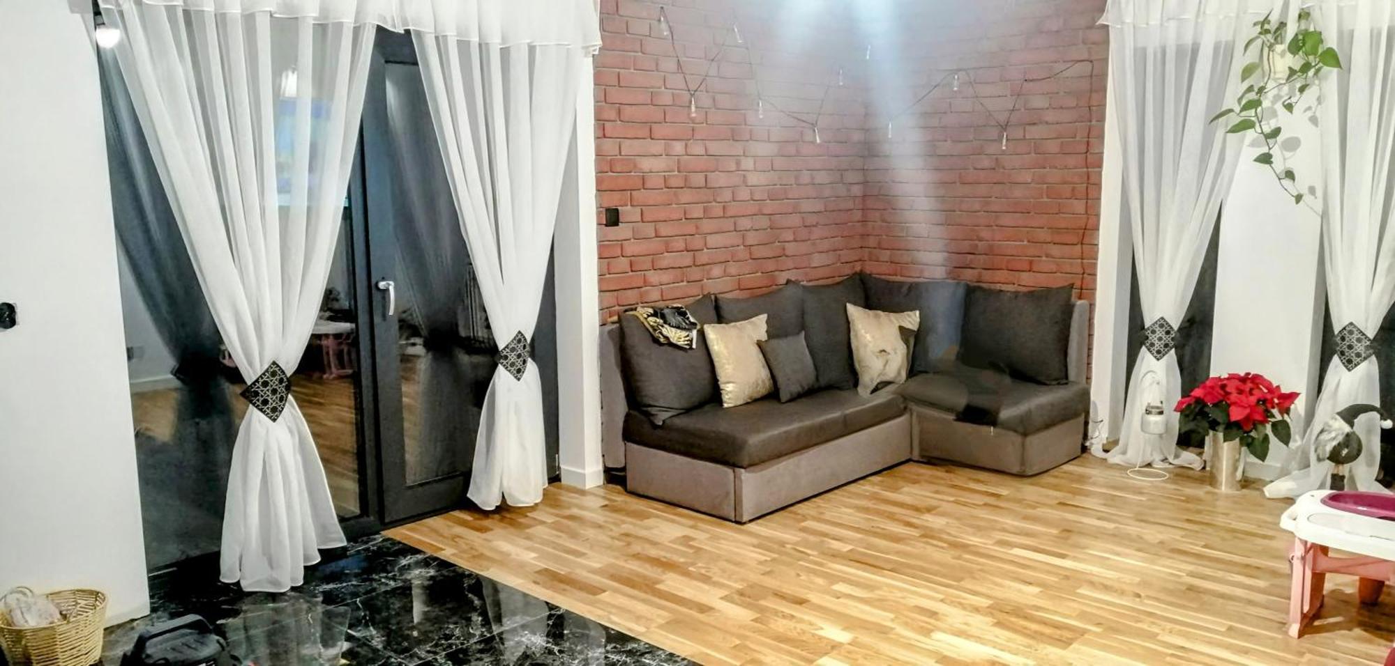 Zajazd U George'A Ziebice Exterior foto